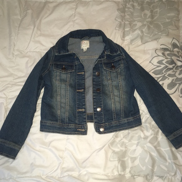 Jean jacket - Picture 1 of 2